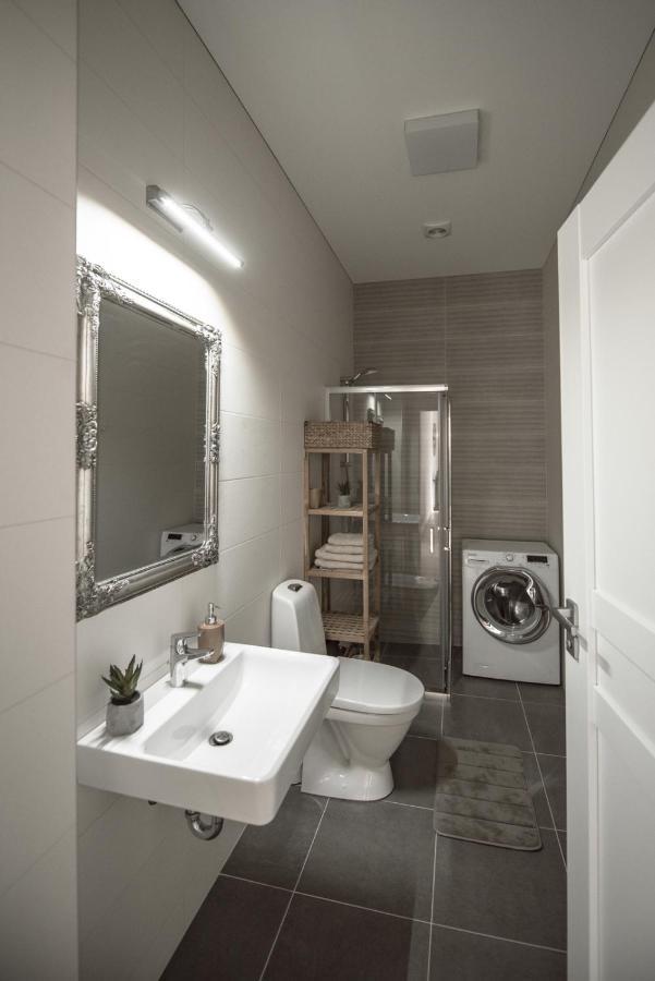 Appartamento Km Apartamentai Kaunas Esterno foto